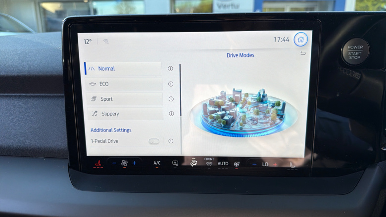 Ford Transit Courier E-Transit Courier 100kW 43kWh Trend Van Auto